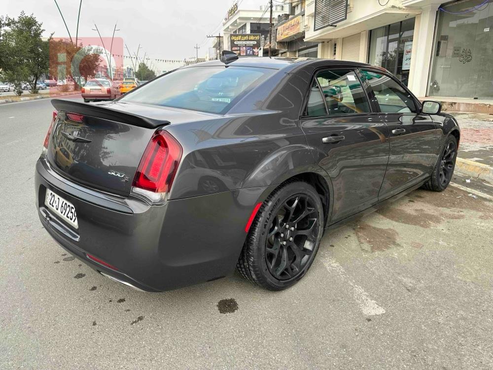 Chrysler 300